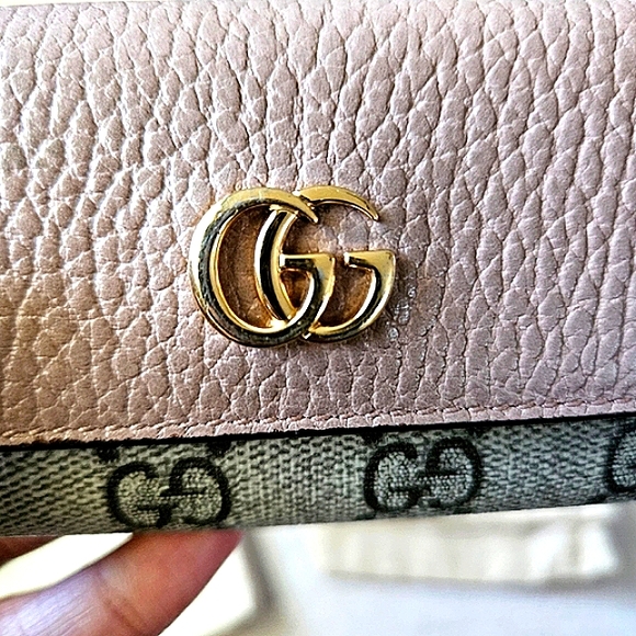 GUCCI AUTHENTIC GUCCISIMA SIGNATURE LEATHER KEYHOLDER W BOX DUSTBAG FULL INCLUS - Picture 2 of 13